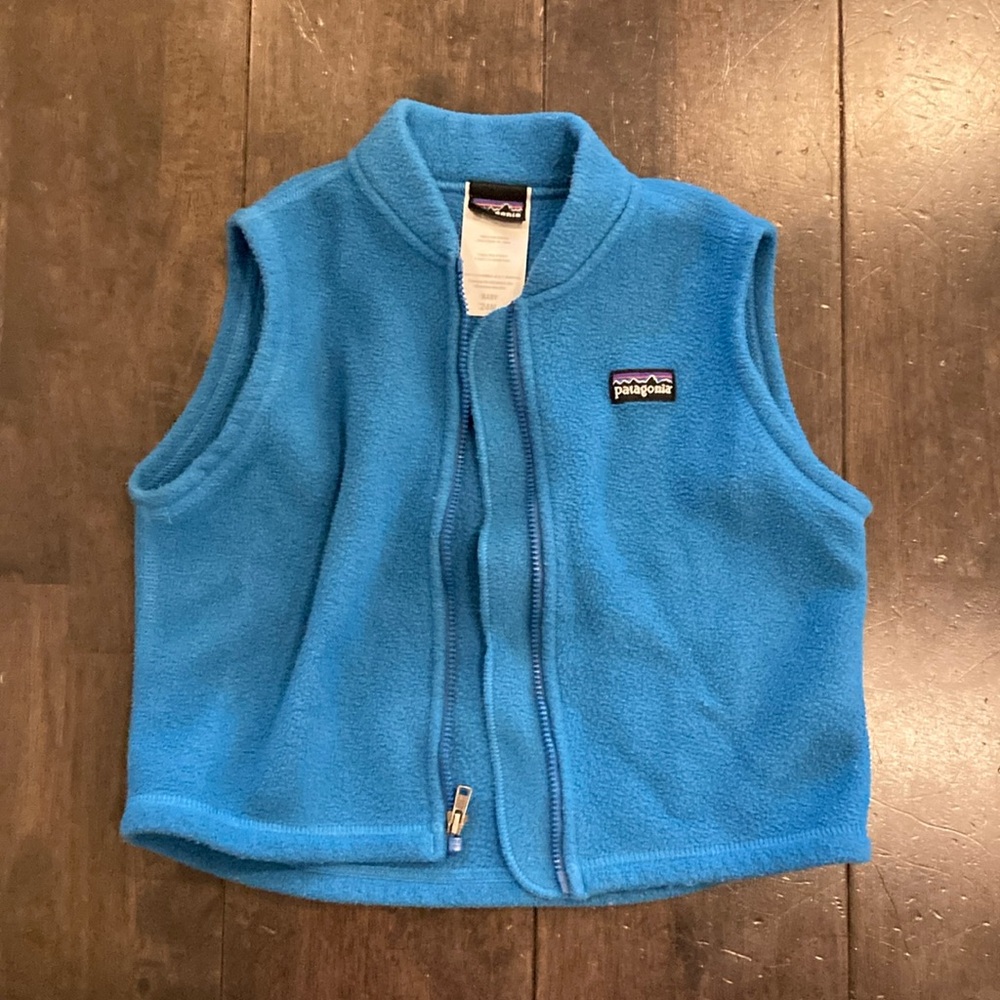 Patagonia fleece vest, 24months